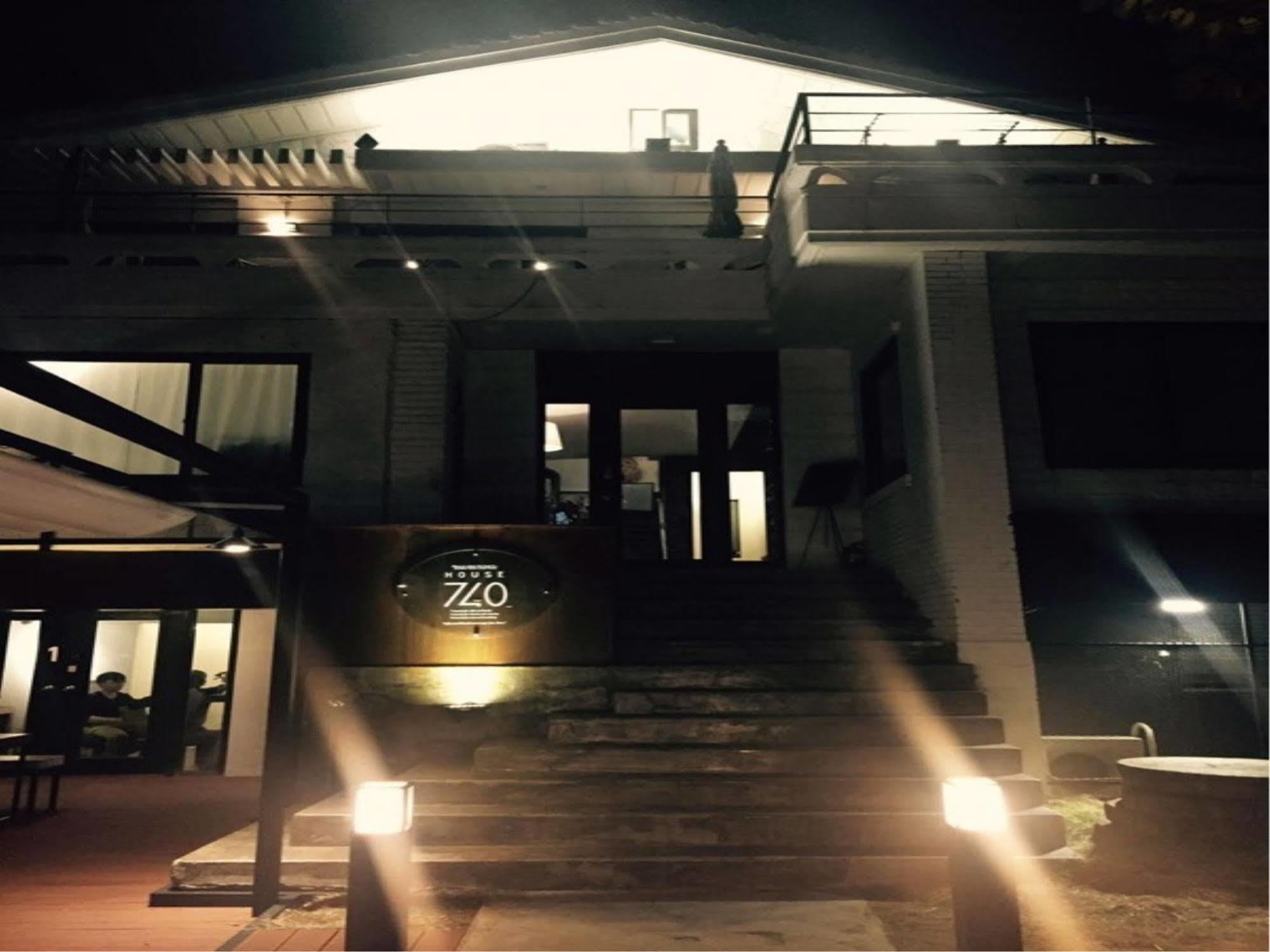 House 740 * Seoul